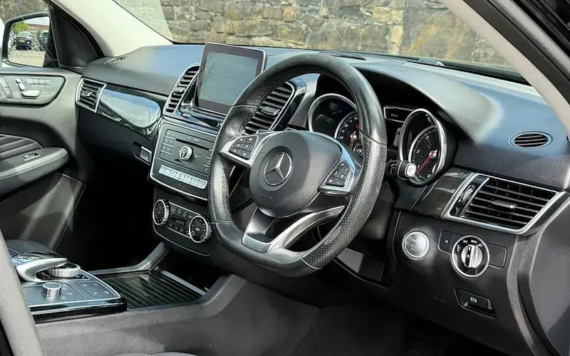 Used Mercedes GLE350 AMG line 258 HP (189 kW) 2017 Black SUV