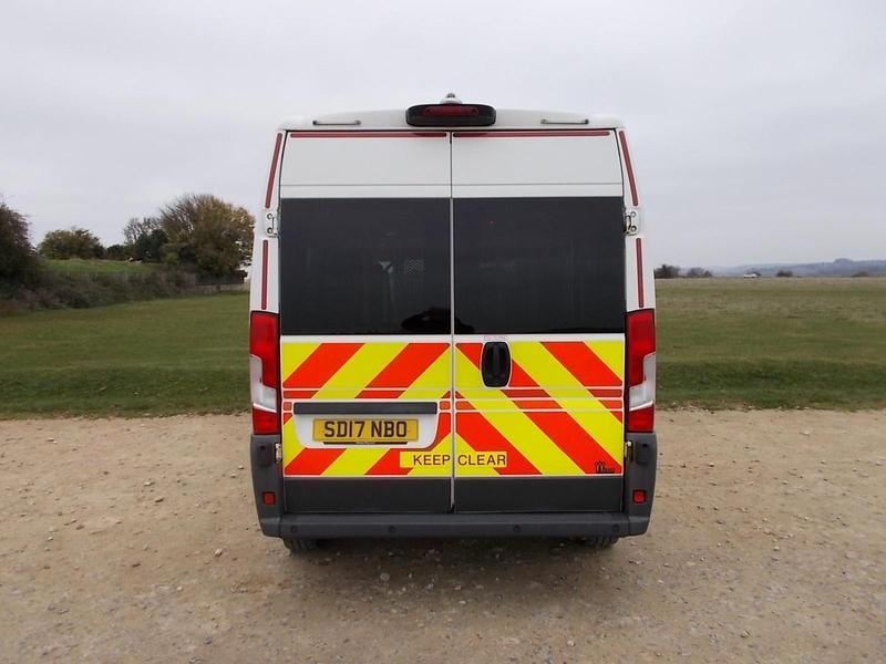 Used Peugeot Boxer 2017 White Van