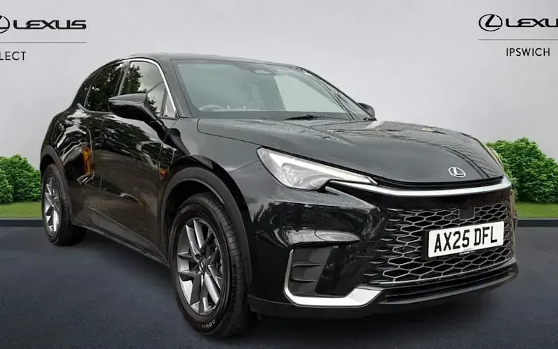 Used Lexus LBX 136 HP (100 kW) 2025 SUV