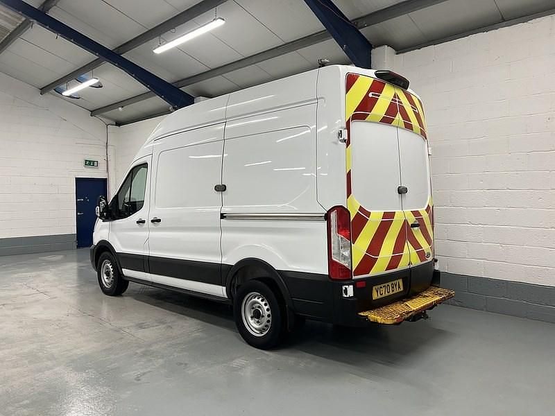 Used Ford Transit S 130 HP (95 kW) 2020 White Van