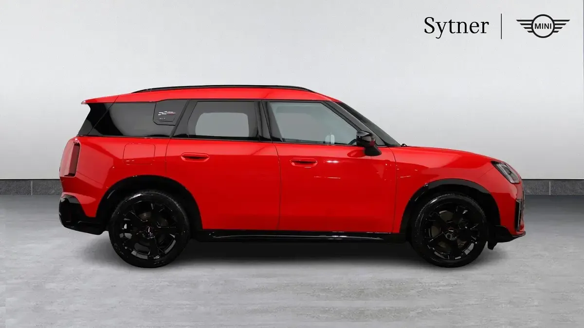 Used Mini Countryman 215 HP (158 kW) 2024 Red SUV