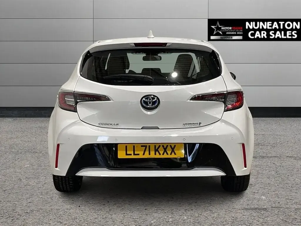 Usado Toyota Corolla 2022 Blanco Utilitario