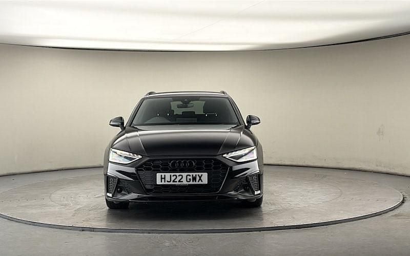 Used Audi A4 Black Edition 150 HP (110 kW) 2025 Estate