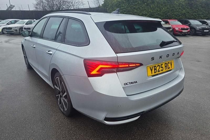 Used Skoda Octavia SportLine 110 HP (80 kW) 2025 Silver Estate