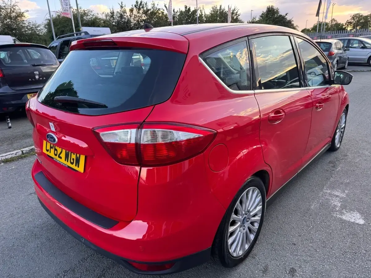 Used Ford C-MAX Titanium 2013 Red MPV