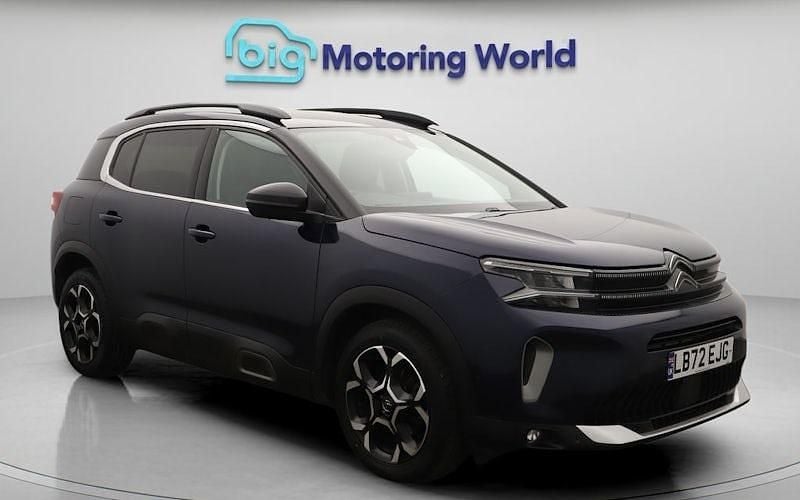 Used 2023 Citroën C5 Shine Hatchback | £15,700 (Good price) - Image 1/4