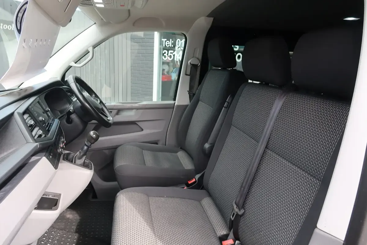 Used VW Transporter Highline 150 HP (110 kW) 2021 Grey Van