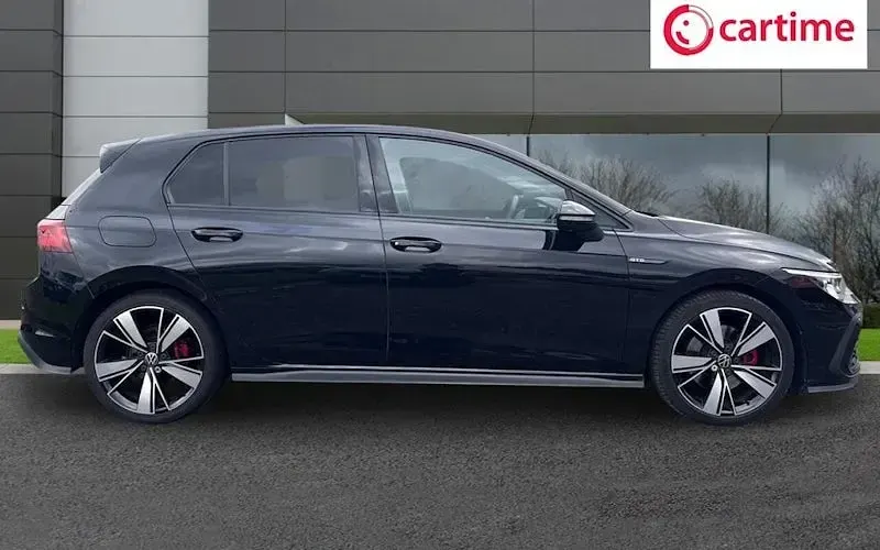 Used VW Golf VIII GTD 200 HP (147 kW) 2023 Hatchback