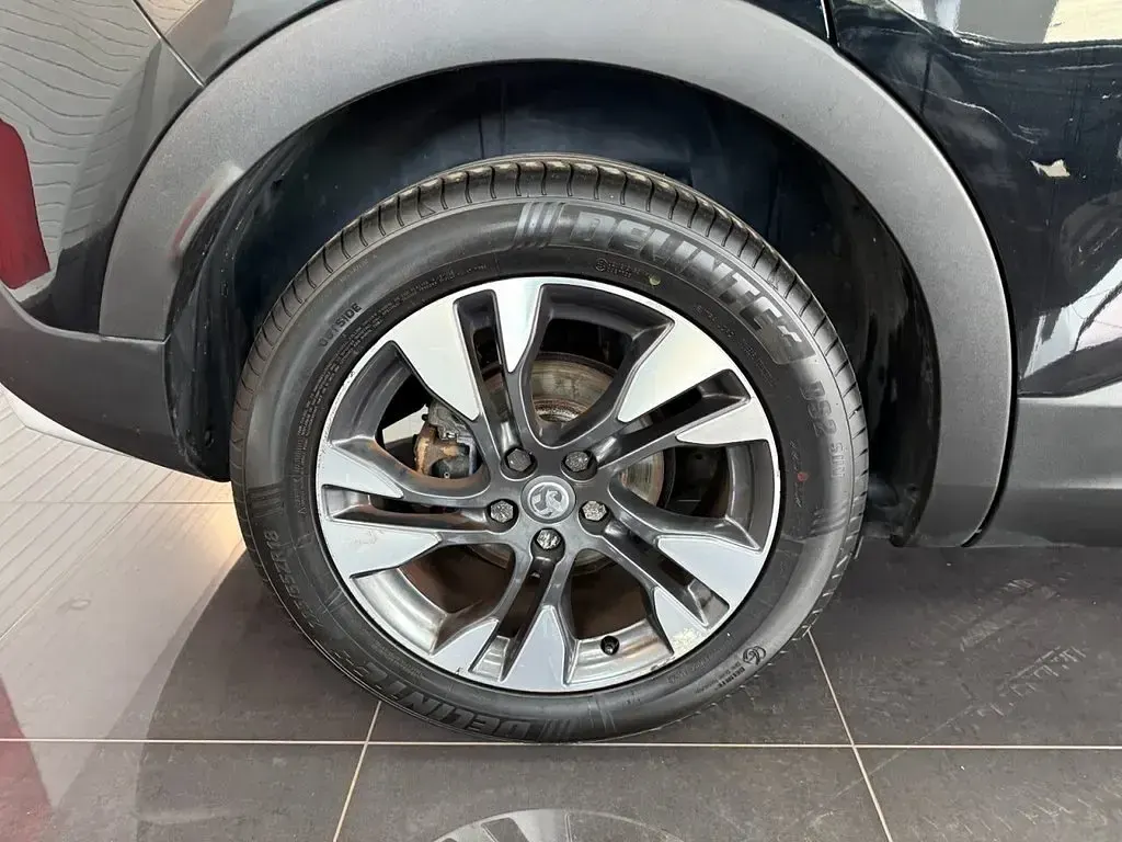 Used Vauxhall Grandland X S 130 HP (95 kW) 2020 Black SUV