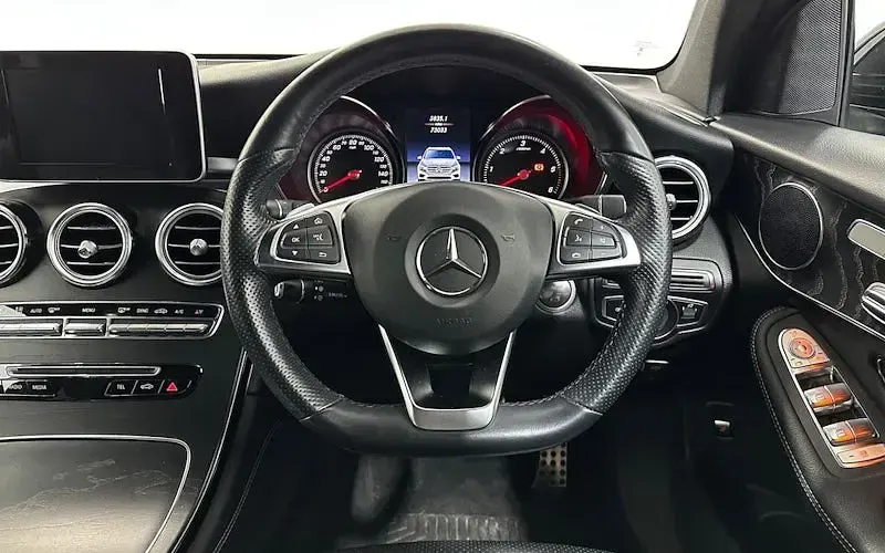 Used Mercedes GLC250 AMG Line Premium 204 HP (150 kW) 2019 Black SUV