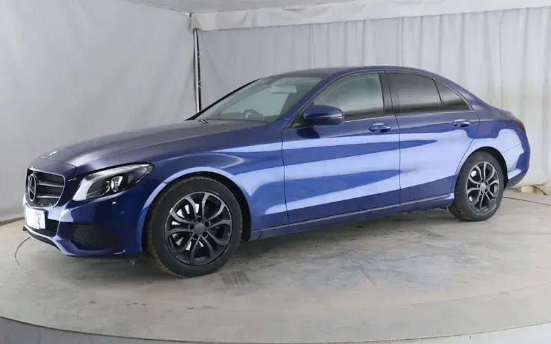 Used Mercedes C200 184 HP (135 kW) 2016 Blue Sedan