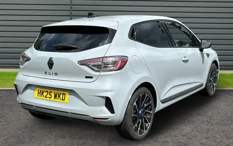 Used Renault Clio Esprit Alpine 143 HP (105 kW) 2025 Red Hatchback