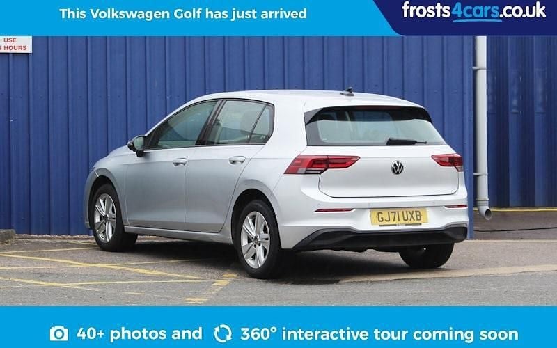 Used VW Golf VIII Life 110 HP (80 kW) 2024 Hatchback