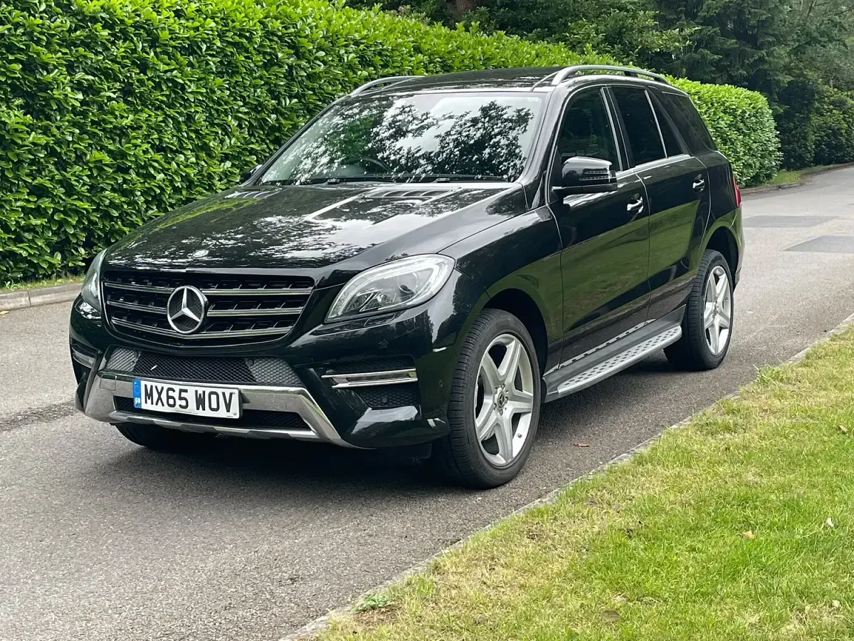 Used Mercedes ML350 AMG line 258 HP (189 kW) 2015 Black SUV