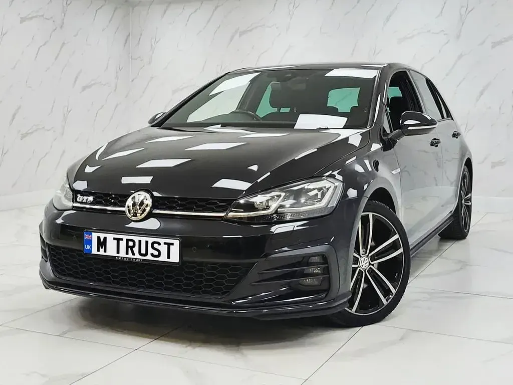 Used VW Golf VII GTD 184 HP (135 kW) 2019 Black Hatchback