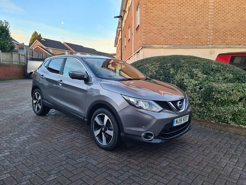 Grey Used 2015 Nissan Qashqai N-TEC SUV | £4,695 (Good price) - Image 1/4