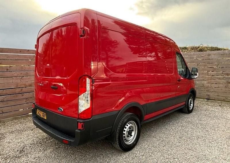 Used Ford Transit S 130 HP (95 kW) 2022 Red Van