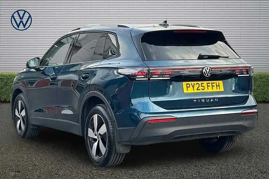 Used VW Tiguan Match 150 HP (110 kW) 2025 Blue SUV