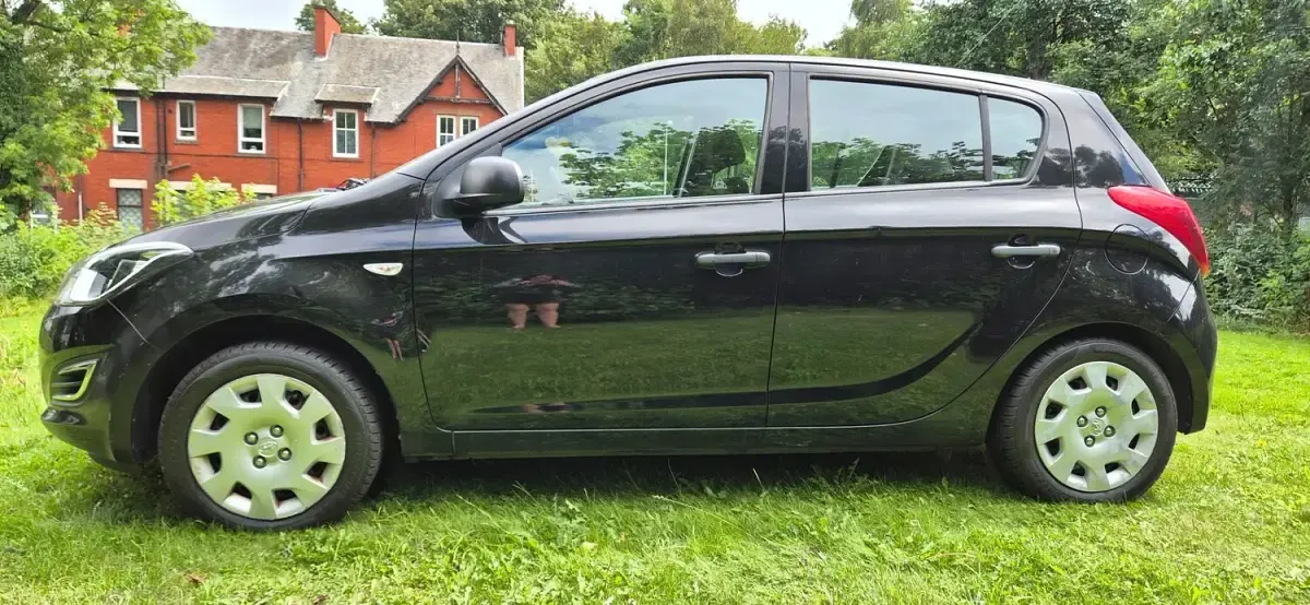 Used Hyundai i20 Classic 2012 Black Hatchback