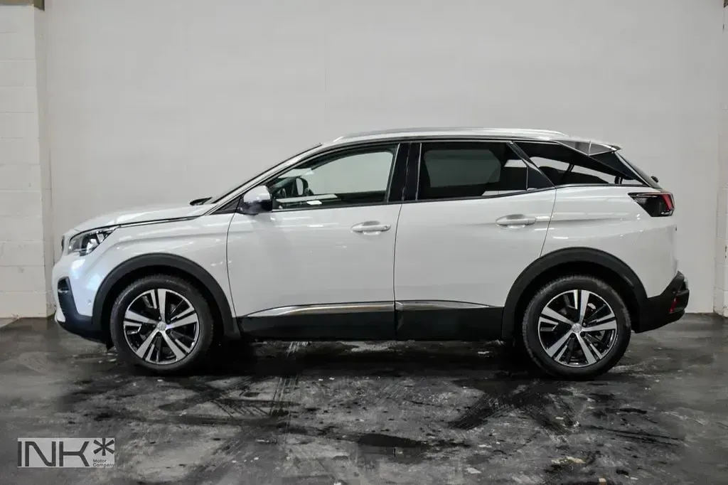 Used Peugeot 3008 Allure 130 HP (95 kW) 2020 White SUV