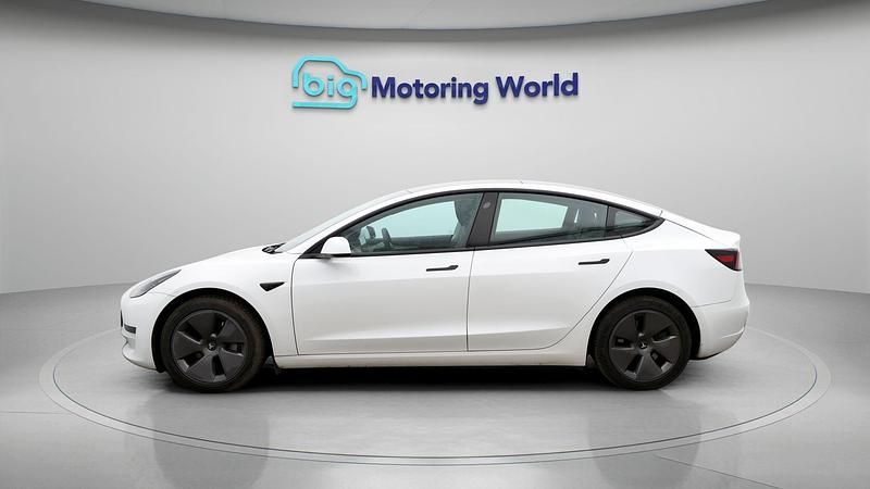 Used Tesla Model 3 RWD 222 kW (302 HP) 2022 White Sedan