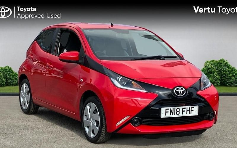 Used Toyota Aygo X-play 69 HP (50 kW) 2018 Hatchback