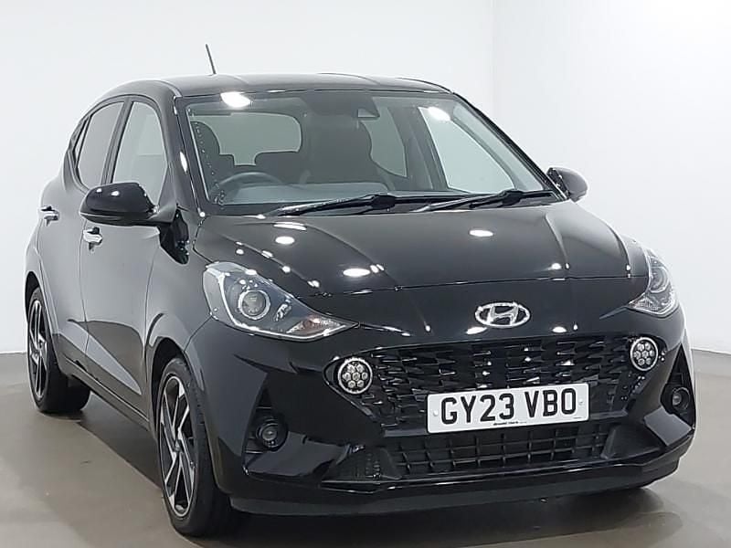 Used Hyundai i10 Premium 84 HP (61 kW) 2023 Black Hatchback