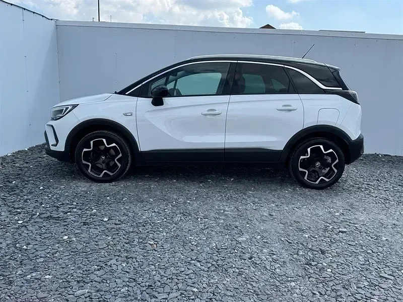Używany Vauxhall Crossland Ultimate 110 KM (80 kW) 2023 Biały SUV