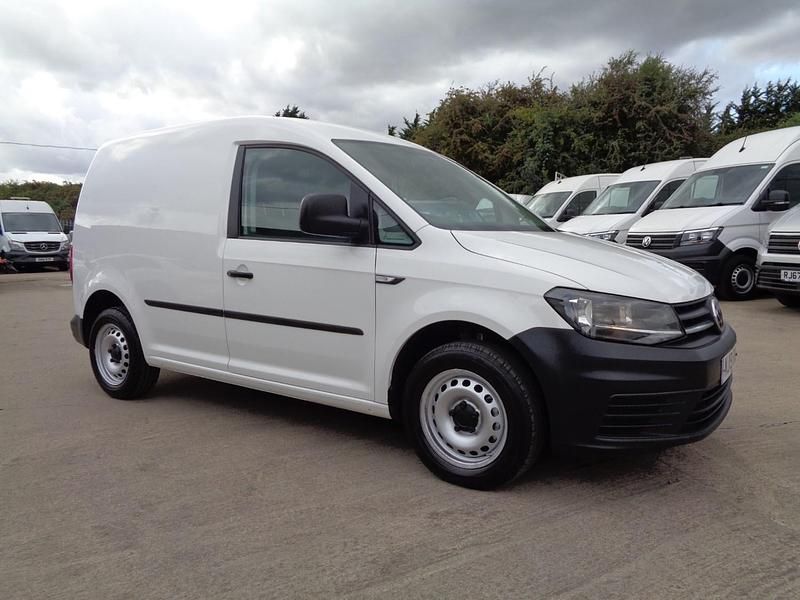 White Used 2019 VW Caddy Startline MPV | £6,750 (Good price) - Image 1/3