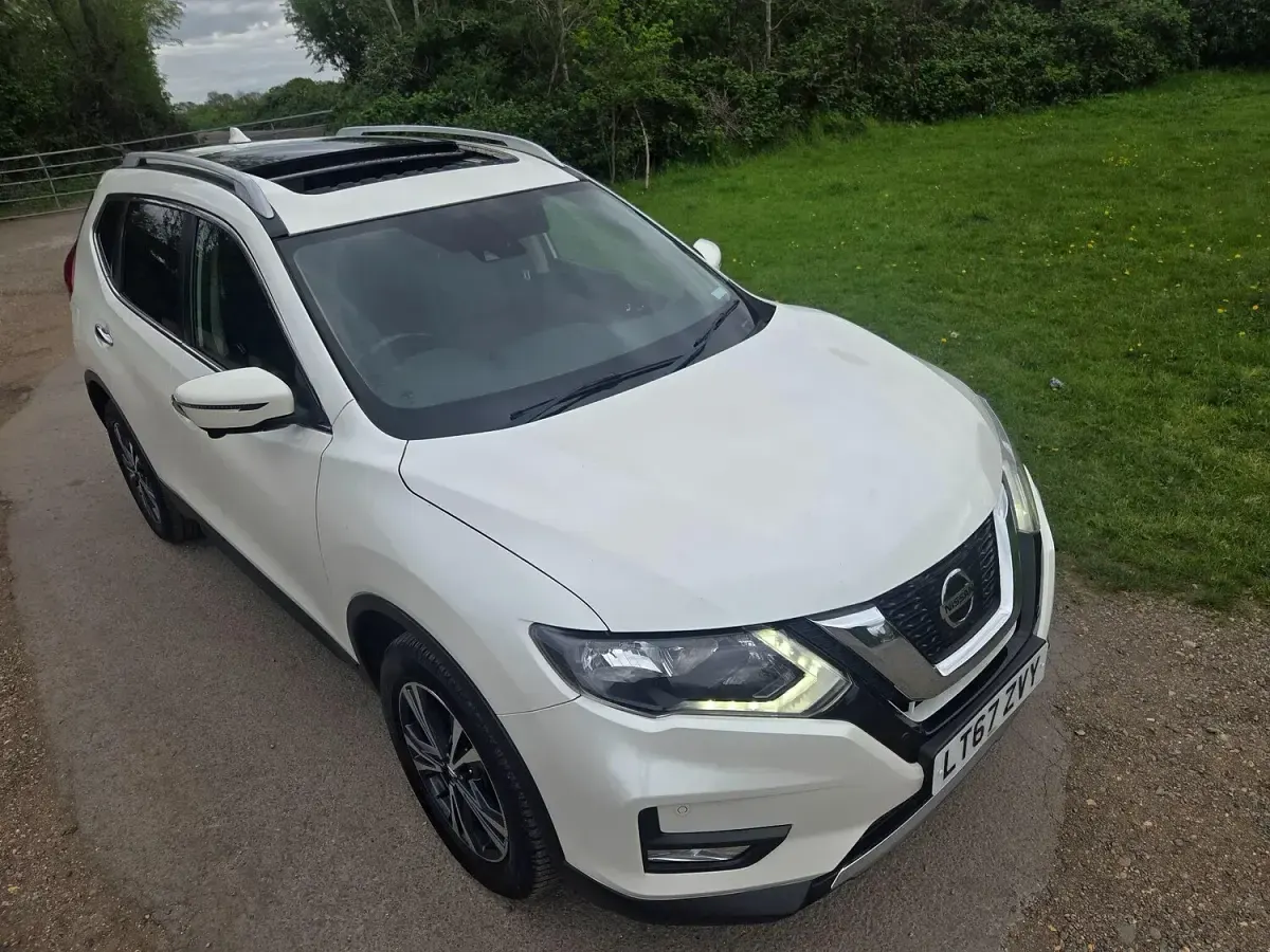 Used Nissan X-Trail N-Connecta 130 HP (95 kW) 2017 White SUV