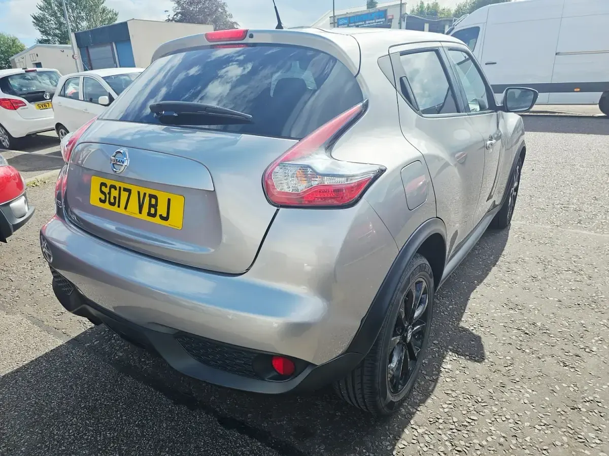 Used Nissan Juke Tekna 115 HP (84 kW) 2016 Silver SUV