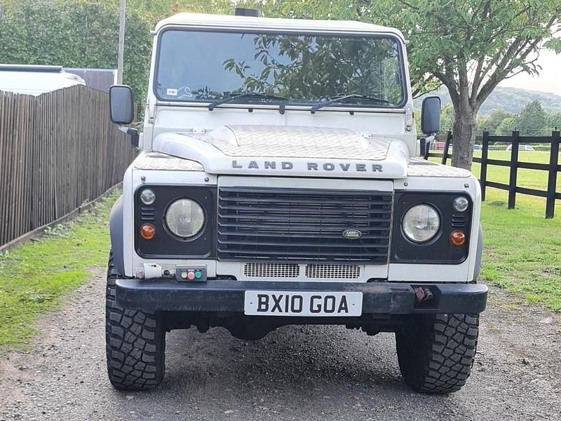 Used Land Rover Defender 2010 White