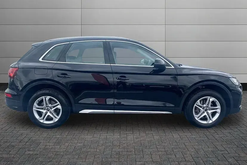 Used Audi Q5 Sport 204 HP (150 kW) 2021 Black SUV
