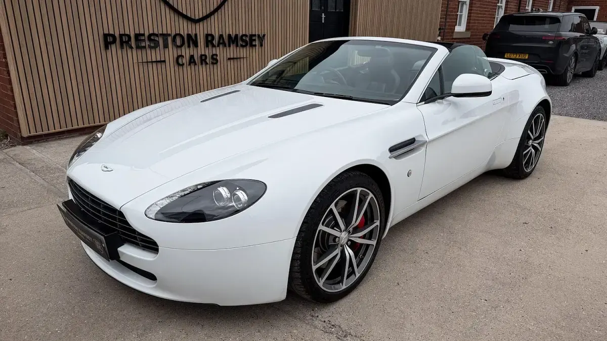 Used Aston Martin V8 Vantage 2012 White Cabriolet