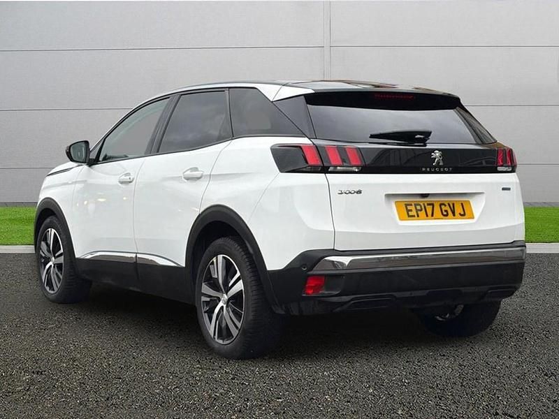 Used Peugeot 3008 Allure 130 HP (95 kW) 2017 White SUV