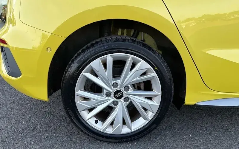 Used Audi A3 Sportback e-tron S-Line 204 HP (150 kW) 2021 Yellow Hatchback