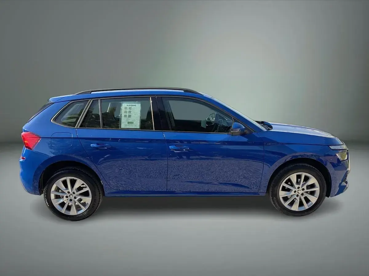 Used Skoda Kamiq SE 81 HP (59 kW) 2022 Energy blue SUV