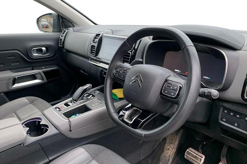 Used Citroën C5 Shine 226 HP (166 kW) 2021 Black Hatchback