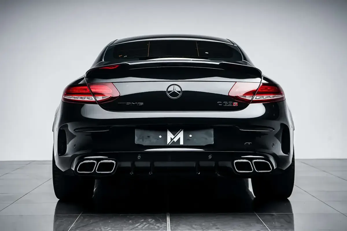 Used Mercedes C63 AMG AMG 476 HP (350 kW) 2018 Black Coupe