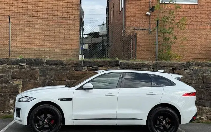 Used Jaguar F-Pace R-Sport 241 HP (177 kW) 2020 SUV