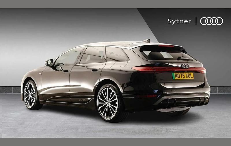 Used Audi e-tron S-Line 269 kW (367 HP) 2025 Black SUV