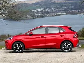 New MG MG4 EV Trophy 319 kW (435 HP) 2026 Tri coat  dynamic red Hatchback