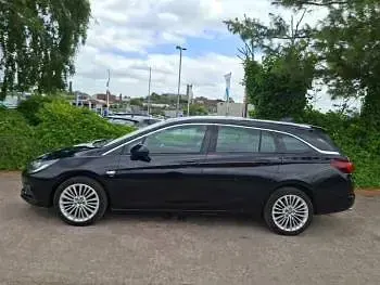 Used Vauxhall Astra Elite 2017 Black Estate