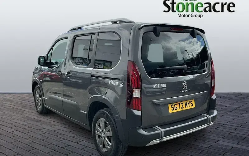 Used Peugeot Rifter Allure 102 HP (75 kW) 2023 MPV