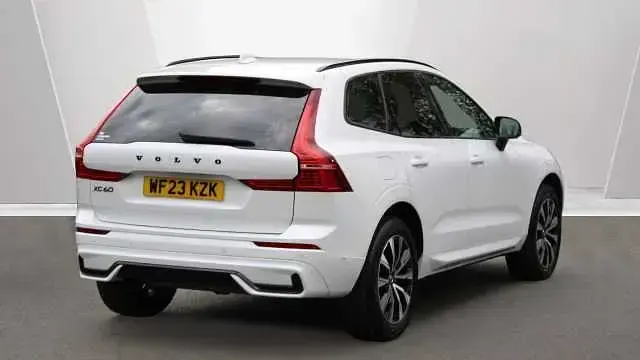 Used Volvo XC60 Plus 197 HP (144 kW) 2023 White SUV