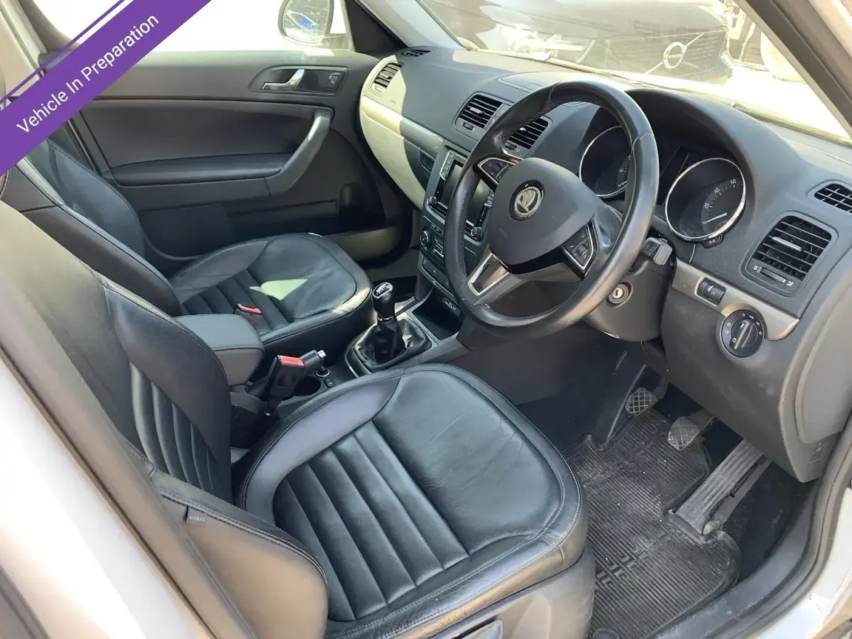 Used Skoda 110 R SE L 2016 White Hatchback