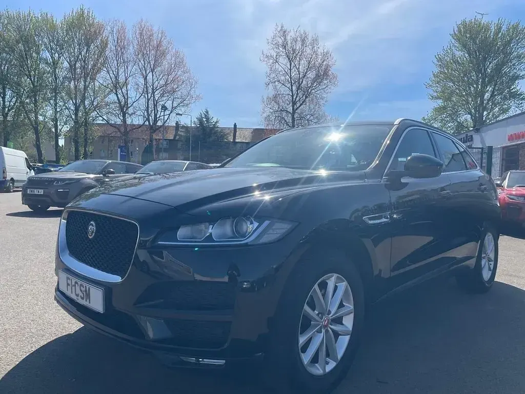 Used Jaguar F-Pace Prestige 180 HP (132 kW) 2018 Black SUV