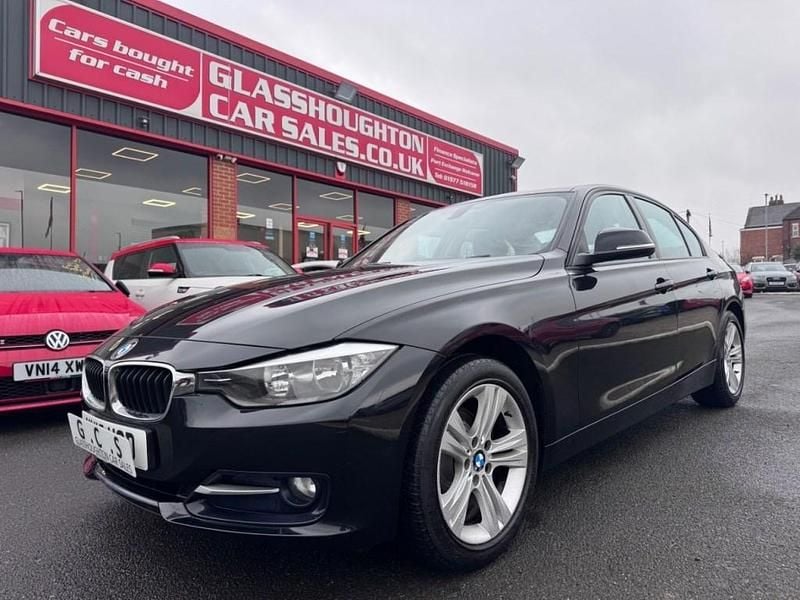 Used BMW 318 Sport Line 2015 Black Sedan