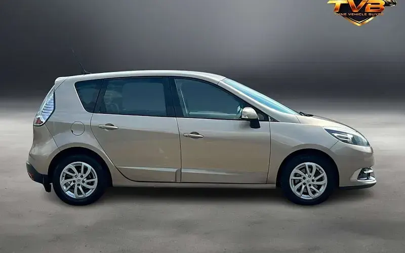 Used Renault Scénic III Dynamique 110 HP (80 kW) 2015 Estate