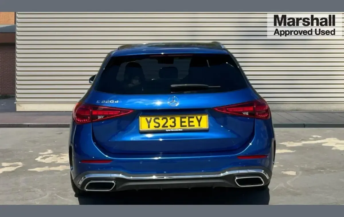 Used Mercedes C220 AMG Line Premium 196 HP (144 kW) 2023 Blue Estate